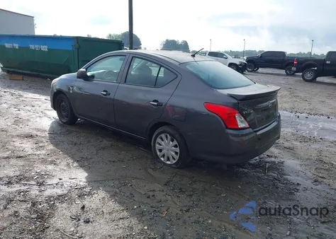 2015 Nissan Versa 1.6 S+ z USA, uszkodzony, nr VIN 3N1CN7AP0FL912676